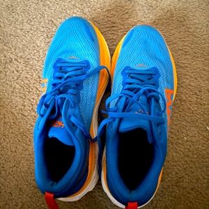 Men’s Hoka Bondi Used size 11